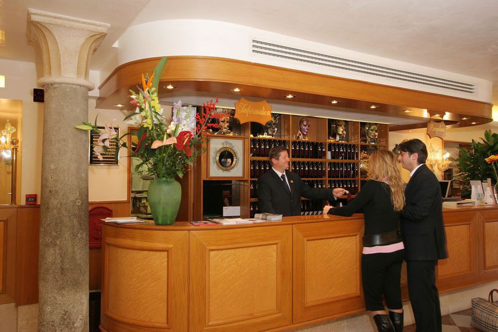 Hotel Rialto Venedik İç mekan fotoğraf